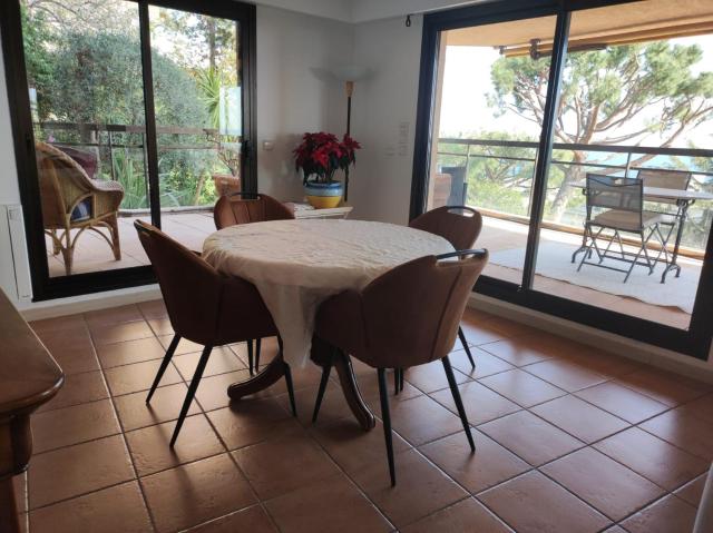 Nice Sea View Apartment Pool Terrace Air Conditioning Quiet