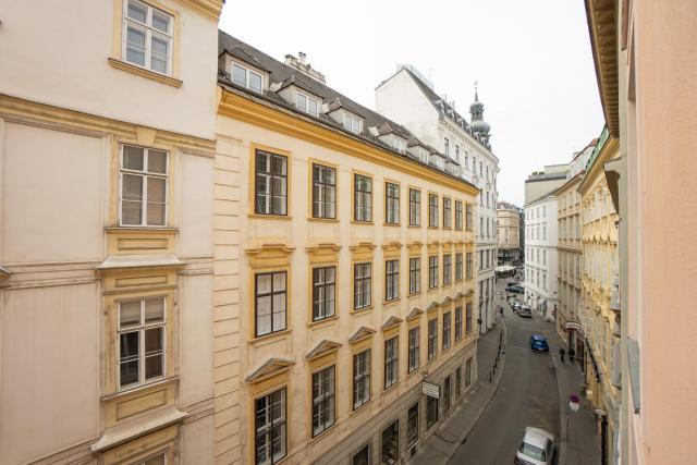 Central living - Stephansdom Apartments