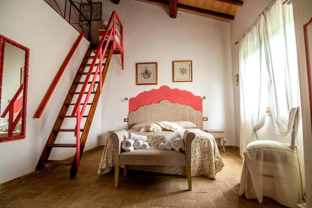 Casale Di Vulci