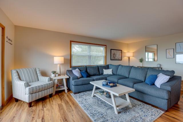 Spacious Hammondsport Home on 6 Acres w/ Lake View