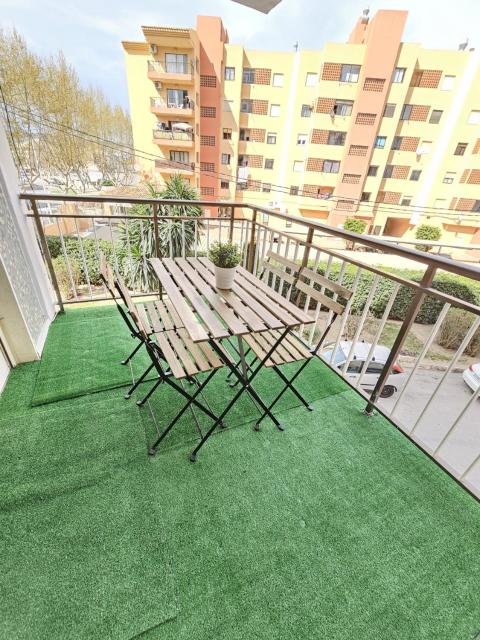 Apartamento con Playa del Arenal a los pies