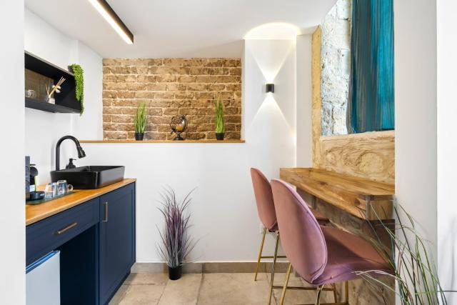 Helios Boutique by La Finca Hotels - עיצוב מהמם , מטבחון בכל חדר וחניה חינם בקרבה לשדרת אוכל ומסעדות!