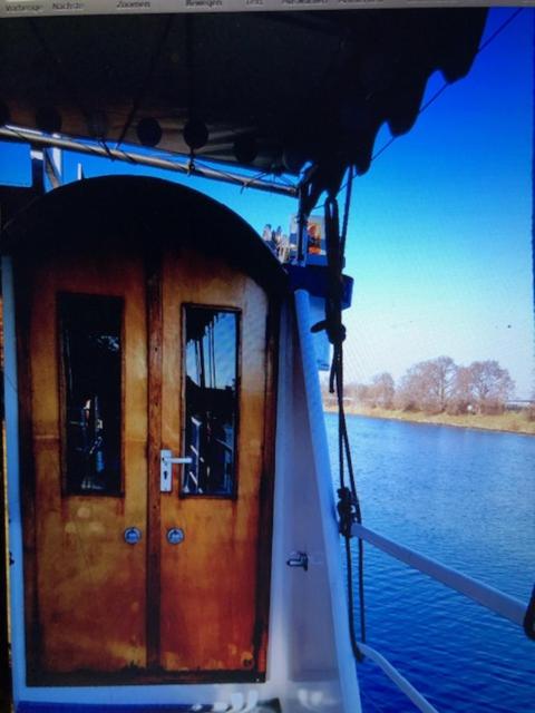 Schiff AHOY, Hotelschiff, Hausboot, Boot, Passagierschiff