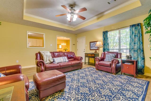 2 Mi to UCA: Group Getaway w/ Private Yard!