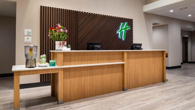 Holiday Inn & Suites Orlando - I-Drive - Theme Parks by IHG