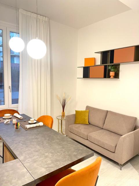 Casa Cavour Brown