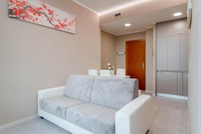 Regina Apartment by Toh Solution