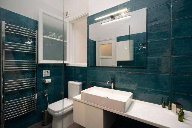 Ebullience - Stylish & Chic Athens Apartment