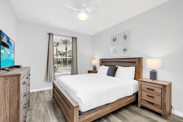 Ground-Floor Vista Cay Condo Near Clubhouse Pool
