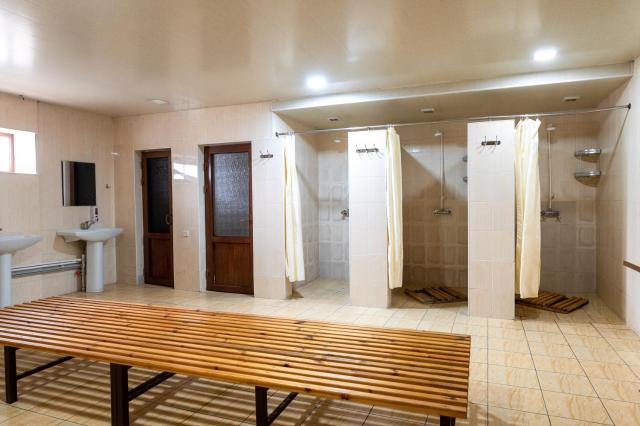 Hostel makon