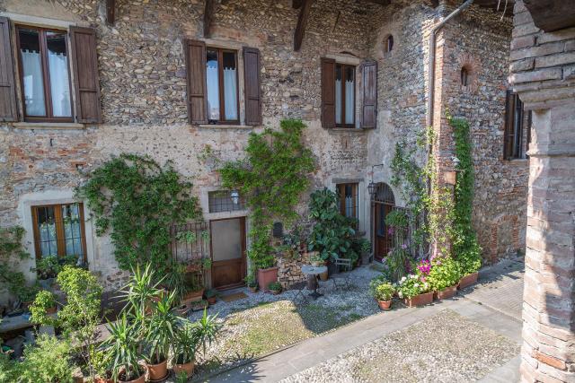 La Locanda della Torre "Foresteria Lombarda"