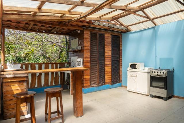 1 Bedroom G-Land Burnt Toast Surfcamp