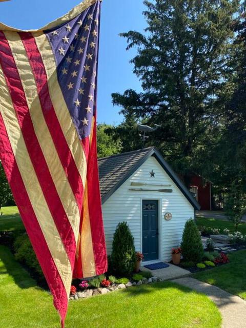 Blue Vieira Cottage