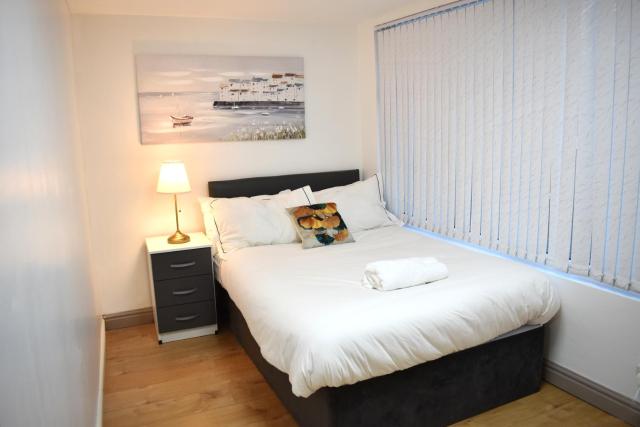 Birmingham City Centre Apartment room near China Town