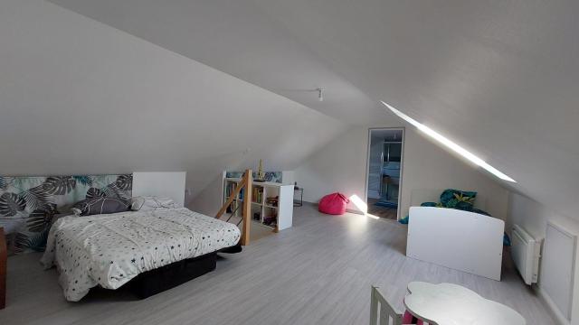 Maison d'hôtes avec jardin 3 chambres pour 7 à 45 min circuit 24h du Mans
