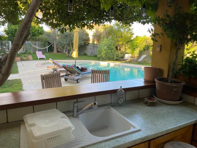 Studio bord de piscine