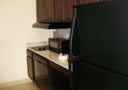MainStay Suites Meridian - Bonita Lakes