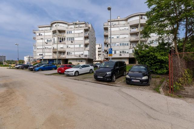 Apartments with WiFi Zagreb - 21122