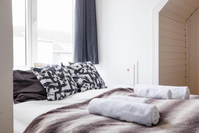 Cozy Apartment near Center