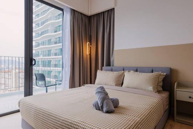 Datum Jelatek Balcony w Infinity Pool Linked LRT KLCCView Mall