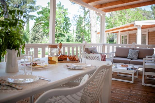 Holiday Centre Bi VIllage - Glamping and Mobile Homes Lavanda