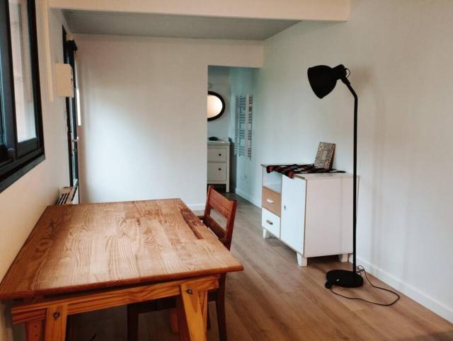 Chambre indépendante avec SDB sur jardin, au calme
