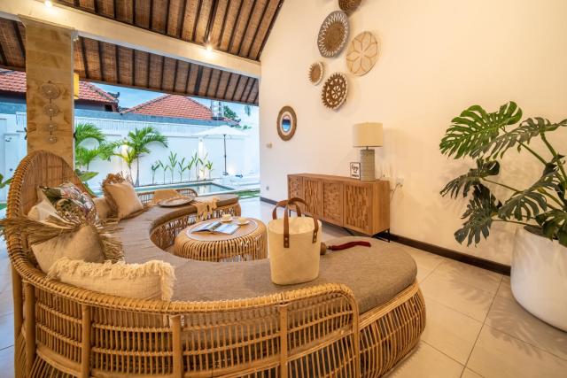 2 bedroom Balinese private pool villa in Seminyak