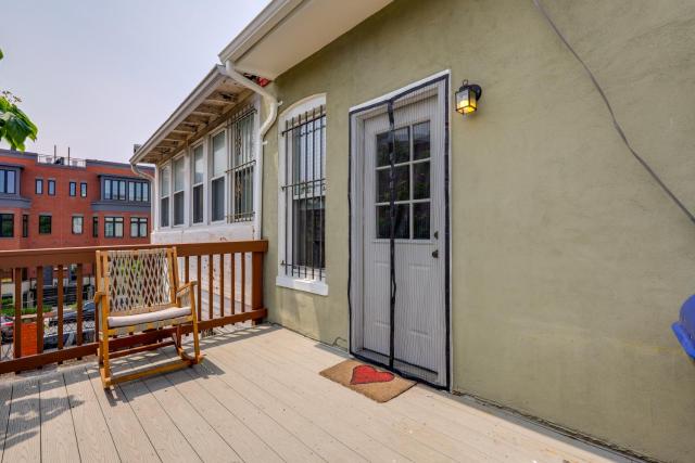 WFH in DC! Rowhouse Unit w/ Office & Deck By HU