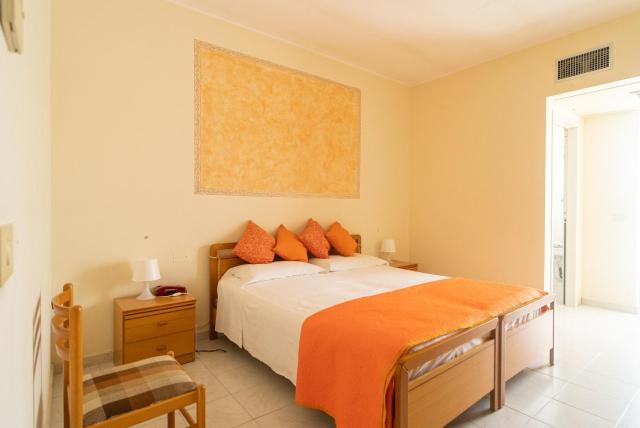 Hotel La Fonte a 300m uscita A14 Pescara Nord