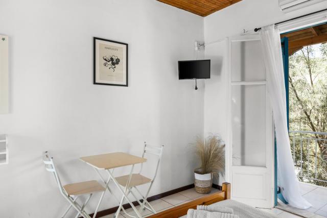 Oceanis Rooms