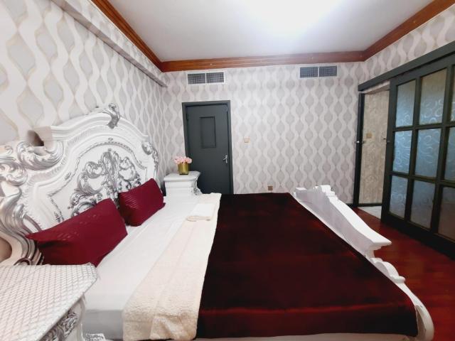 Private Hall Room Bed Room and Washroom Room In Shared Apartment Flat 302-1