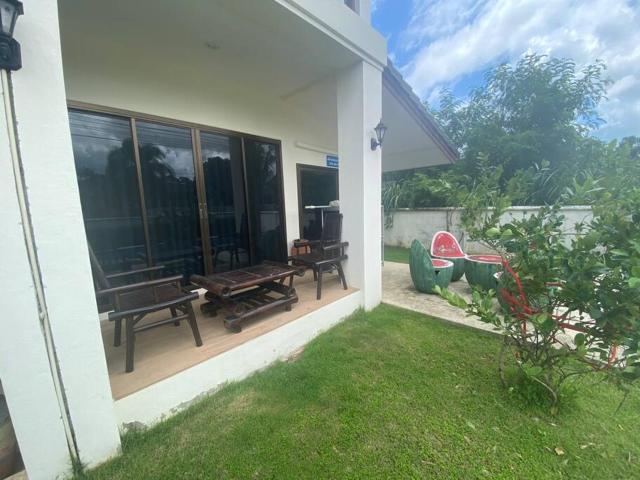 Thai style 3 bedroom pool house.