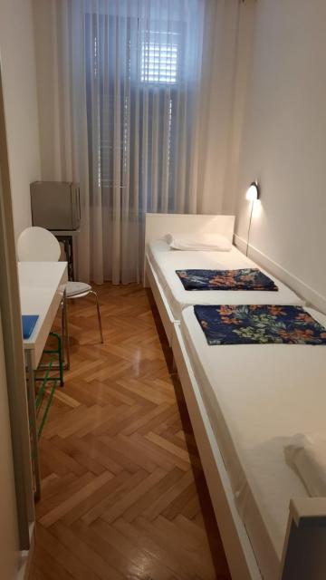 Rooms Aida