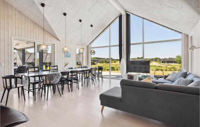 Awesome Home In Odder With Wifi