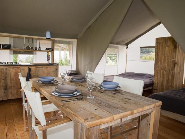 Safari Tent in Friesland near Nature