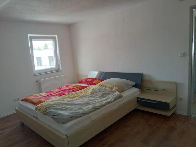 Ferienwohnung - Mitten in Lauf - 2 Zimmer, große Küche