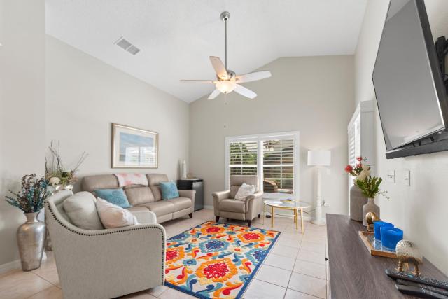 Private Oasis in Kissimmee - Pool, BBQ, Free Parking