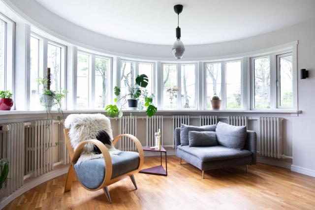 Bright apartment near city center