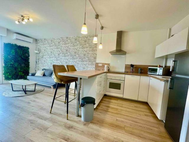 Jolie T2 40m2 hĂŽpitaux avec terrasse et parking