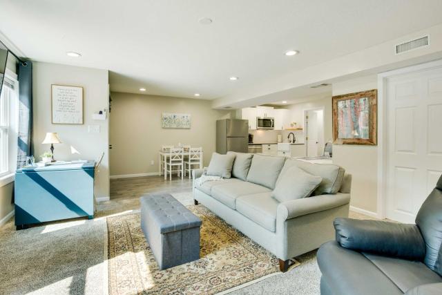 Cozy Studio Stay in Liberty: Hike, Relax, Explore!
