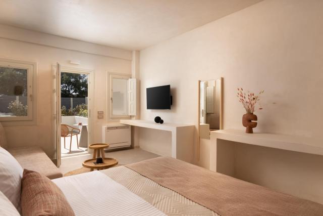 Acanthus Oia - Suites With Outdoor Hot Tub