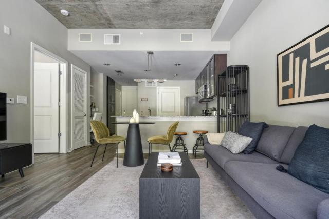 Barton Springs 1br w wd gym pool nr Town Lake ATX-188