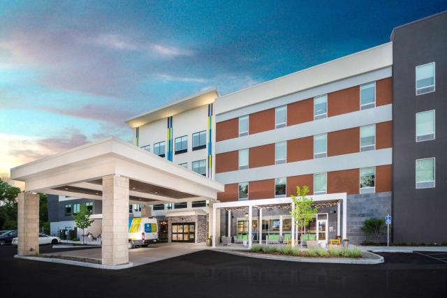 Home2 Suites By Hilton Minneapolis-Mall of America