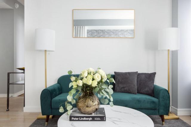 Stylish 2BD with Washer and Dryer near Times Square