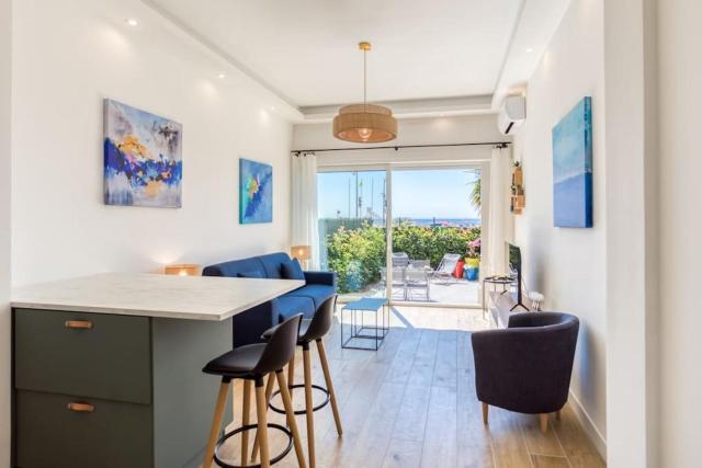 #43 Design Studio Terrace AC Wifi Sea View 1min Beach