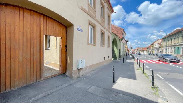 Long street suites
