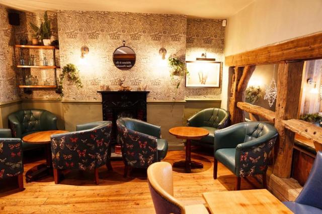 Three Horseshoes, Bubbenhall