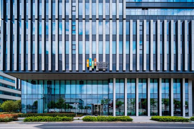 EVEN Hotels Shanghai Expo by IHG
