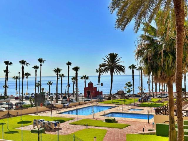 Apartamento frente mar y playa.