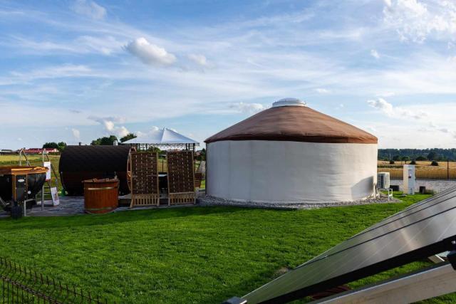 Jurtowe Wzgórze Glamping